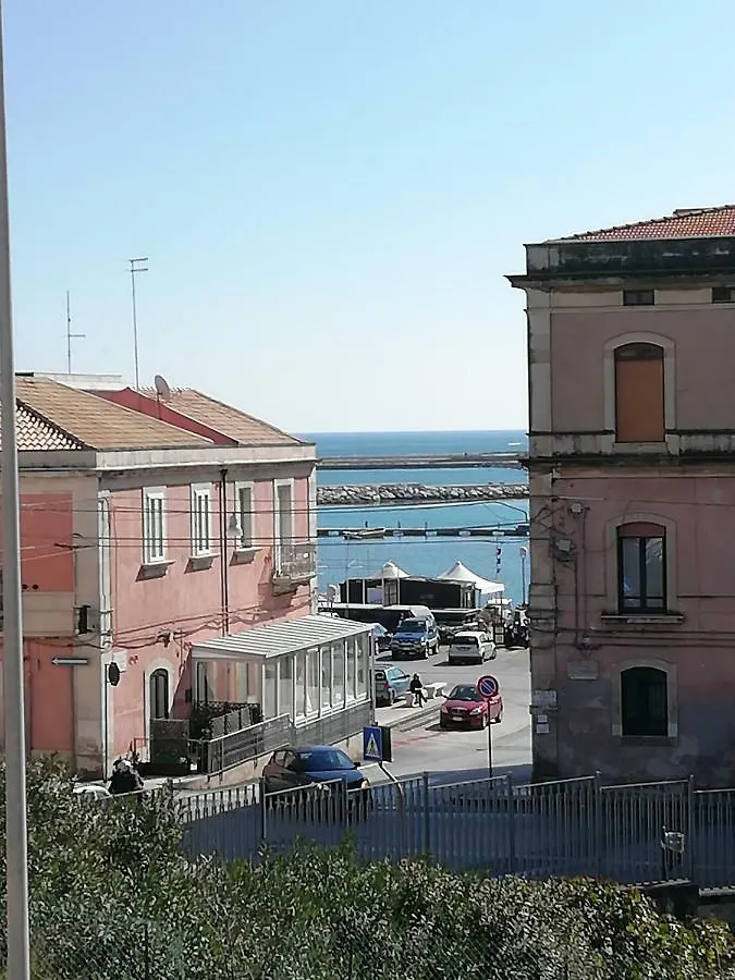 Appartamento DiVino Mare rooms Syracuse